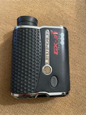 GX-3i2 Tournament DNA Golf Rangefinder Black, Carrying Case. Works! Battery Incl